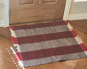 Handwoven rug, Washable kitchen rug, Bohemian rug, Laundry room rug, Farmhouse decor, hand loomed, hand woven rug