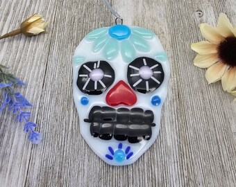 Sugar Skull Ornament, Fused Glass Halloween Decor, Dia De Los Muertos,