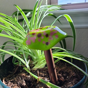 Fused Glass Mushroom Garden Stake: Polka Dot Yard Art, Copper Stem