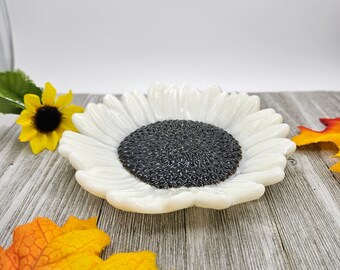 Handmade Fused Glass Sunflower Bowl, 6 inch Decorative Dish, Floral Art, Gift for Her, Home Decor Accent