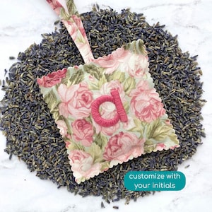 custom lavender sachet, lavender gift, roses embroidered drawer sachet, natural flower gift, monogram gift for grandma, rose sachet for mom
