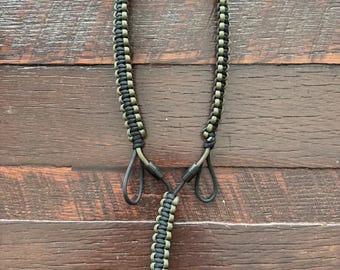 Cordón de paracord con 2 broches de seguridad, 2 hebillas y presillas para porta credencial
