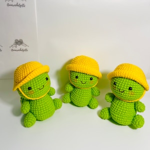 Crochet Sea Turtle Plushie: Handmade Amigurumi Toy