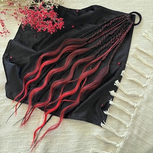 Synthetische Zöpfe an elastischen Bändern Schwarz und Rot geflochtene Loks Boho Style Haarband Haarschmuck Pferdeschwanz