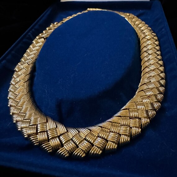 Camrose and Kross JBK vintage Gold choker necklace