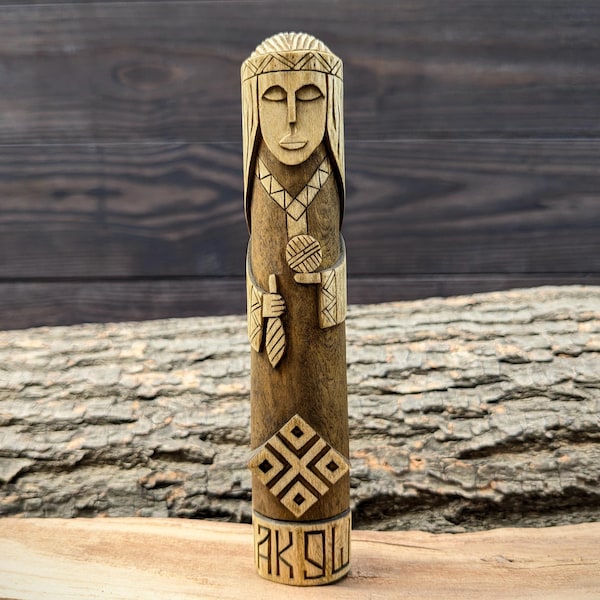 Estatua de madera tallada a mano de Makosh - Figura de diosa eslava