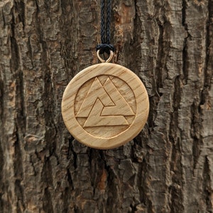 Valknut Pendant. Viking amulet, Old Norse Necklace. Nordic amulets, Scandinavian symbol.