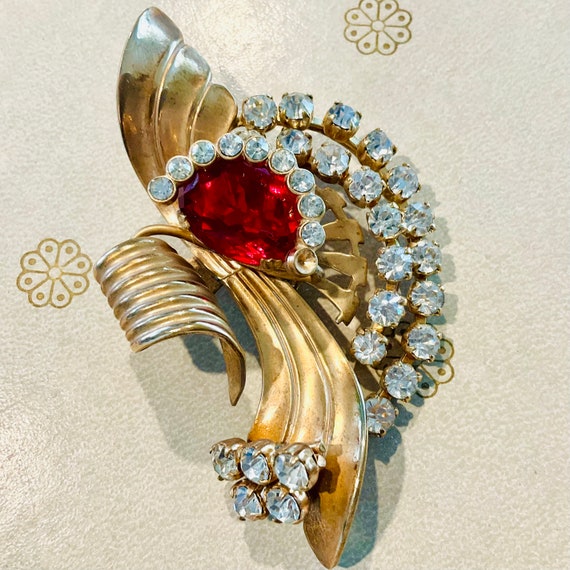 Retro Ruby Red & Clear Rhinestone Brooch - image 4