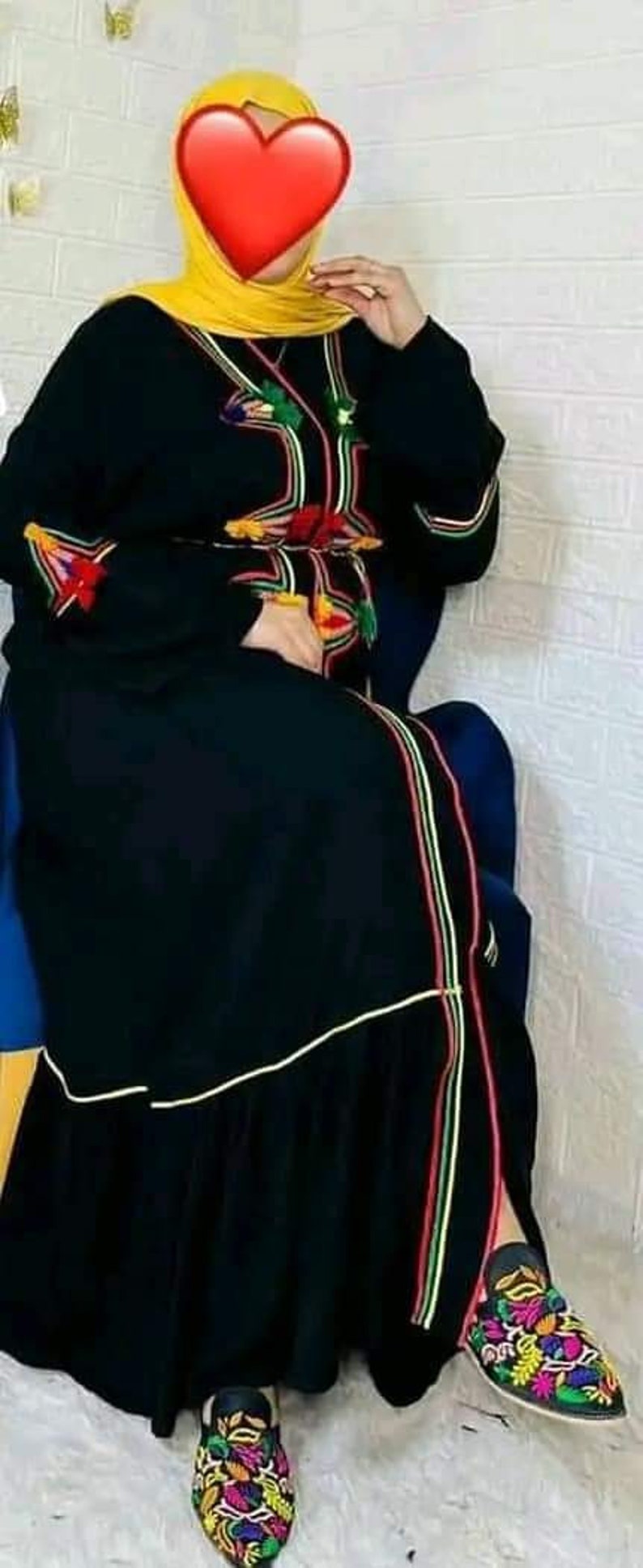 An old fashioned clothes for women. And Ladies ancient cultural dress from north Africa accurately Morocco amazigh dress fascinating colors zdjęcie 9