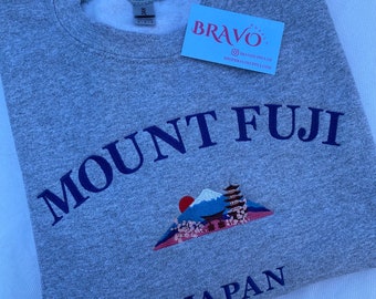 Bluza z haftem Góra Fuji, bluza z Japonii, prezent dla podróżnika, bluza wakacyjna, bluza z haftem Góra Fuji, Japonia haftowany okrągły dekolt