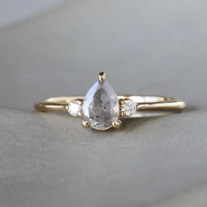 Pear Cut Salt and Pepper Diamond Three Stone Ring, Gray Faceted Diamond with White Diamond Accents in Solid 14k Gold