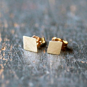 Diamond Shaped Earrings, SOLID 14k Yellow Gold Geometric Stud Earrings, Minimalist Kite Shape