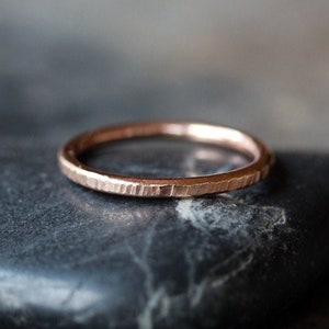 Recycled Rose Gold Wedding Ring, Hammered 14k Gold Men's Wedding Band, Bark Texture Rustic Ring for Him