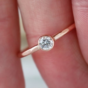Diamond Engagement Ring - Ethical Lab-Grown Diamond - Eco-Friendly Recycled Gold - Simple Diamond Ring