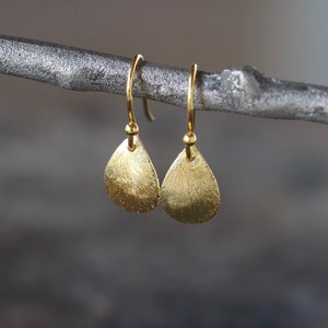 Gold Teardrop Earrings, Everyday Sparkle Earrings, Gold Curved Drops, Brushed Metal Earrings image 2