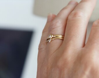 Classic Diamond Engagement Ring, 14k Yellow Gold Band With Classic Diamond Engagement Ring, 14k Yellow Gold Band With