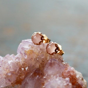 Rose Quartz Earrings, 14k Gold Fill Studs, Soft Pale Pink Earrings, Rose Quartz Ear Studs, Gold Post Earrings image 3