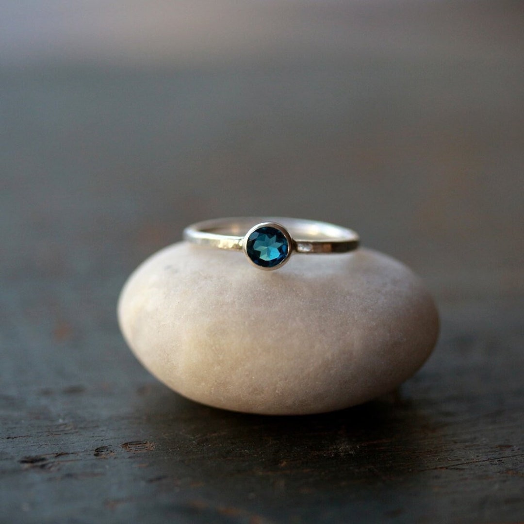 London Blue Topaz Ring, Sterling Silver Hammered Band, Simple Silver ...