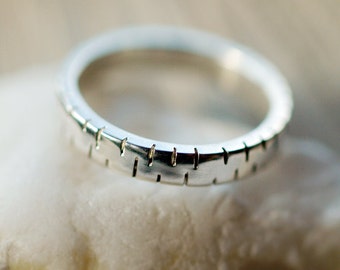 Silver Sawtooth Ring, Rustic Silver Mens Ring Band, Unique Rugged Minimalist Ring Band