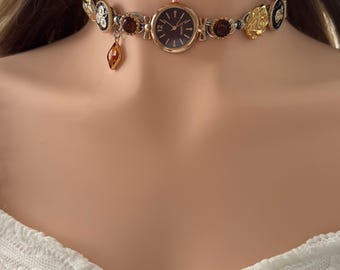 Bransoleta zegarka vintage z kolorowymi zawieszkami emaliowanymi, ręcznie robiony łańcuszek z tytanu