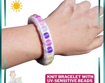 Knit Bracelet with UV-Sensitive Beads