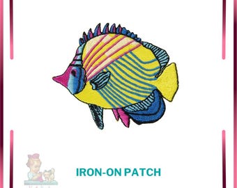 Embroidered Fish Iron-On Patch, Colorful Applique for DIY Clothing Decoration, Emperor Angelfish