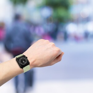 Silicone Apple Watch Band - Vine Print Apple Watch