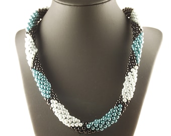 Unique Green Beaded Crocheted Rope Necklace, Handmade Jewelry, Green Bead Crochet, Unique Geometric Bead Work