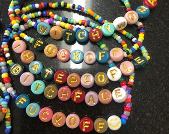 Pulseira de miçangas personalizadas com palavras, amizade, impertinente, agradável, dia dos namorados, multicoloridas, unissex, engraçado, divertido, conversa, nome do coração explícito