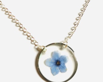 Colar de mini círculo prateado, azul bebê, real, natural, seco, prensado, não me esqueça, conjunto de flores em resina, flores de terrário PNW, algo azul