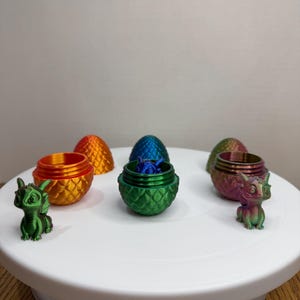 Mini Dragon Egg with Baby Dragon Inside – Multicolor Fantasy Collectible