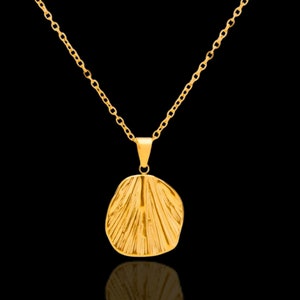 Gold Filled Dainty Shell Necklace, Delicate Shell Necklace, Tiny Shell Pendant, Sea Mermaid Shell Charm Gift,Sea Lover Everyday Wear Jewelry
