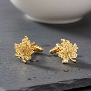 Gold Maple Leaf Cufflinks for Men, 18K Gold-Plated Wedding Groom Cuff links Jewelry Gifts
