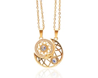 Gold Sun & Moon Projection Necklace, Matching Magnetic Couples Necklace, Jewelry with Hidden I Love You Message, Stainless Steel Necklaces.