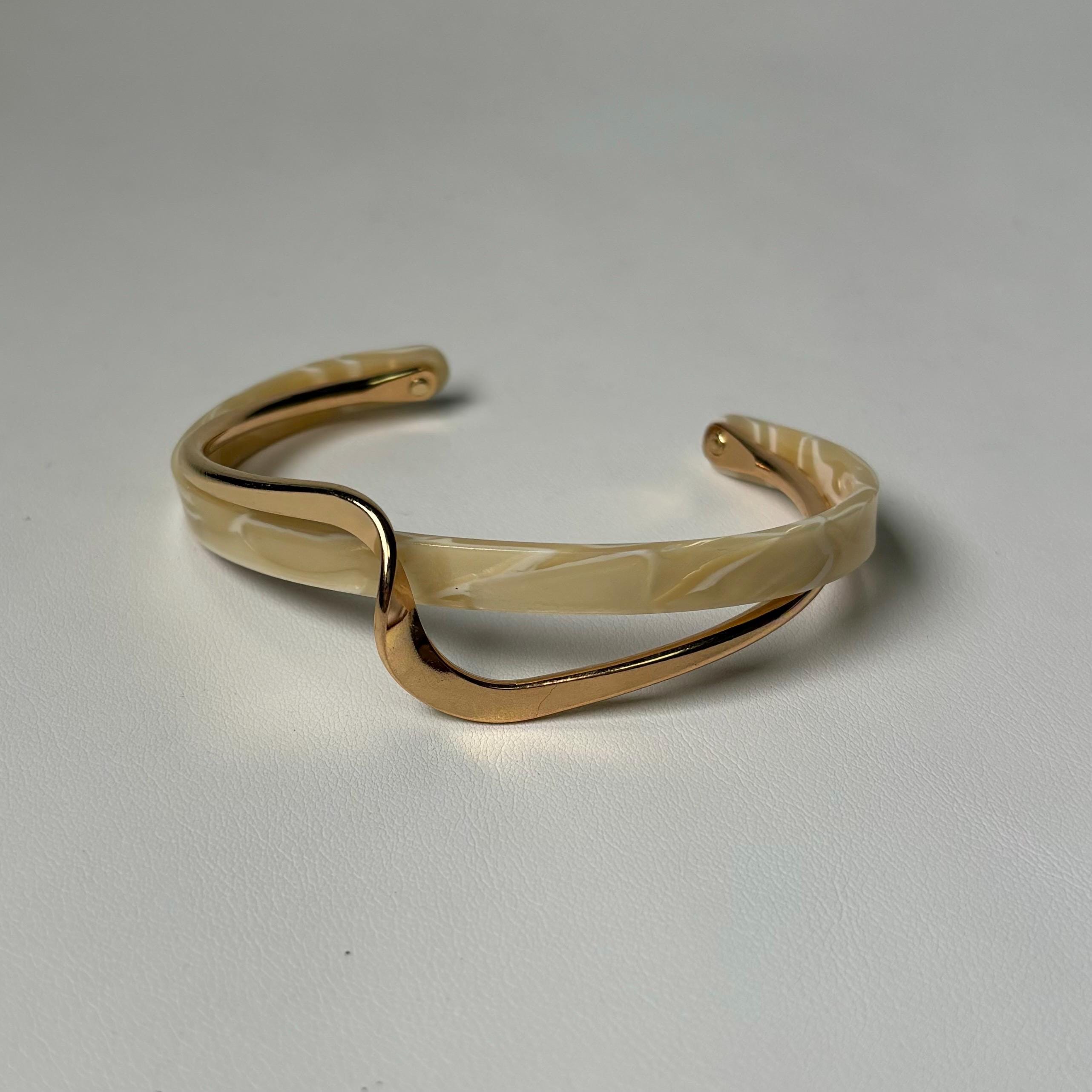Stylish Melted Abstract Cuff Bracelet | Unique Designer  RESIN Shiny Gold Sculpted Cuff Bracelet display picture 1