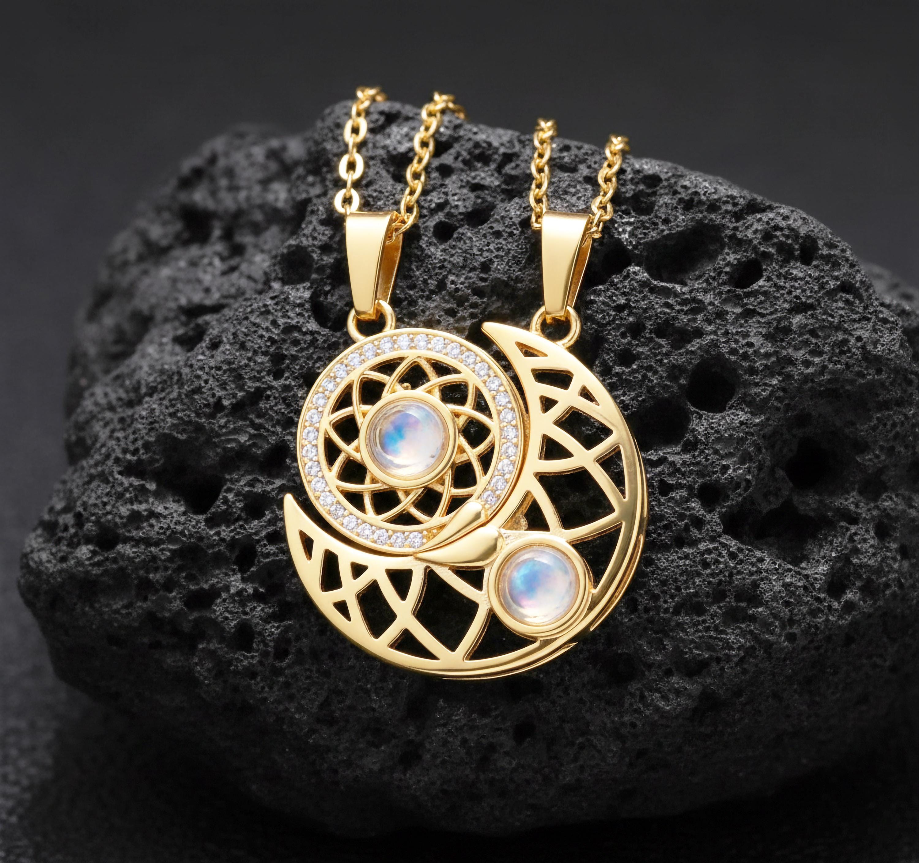 ステンレススチールSun & Moon陰陽シンボル刻印犬タグペンダントネックレス 限定展開\u201cHAWAIIAN\u201dネックレス⁄イナズマドッグタグ⁄サージカル