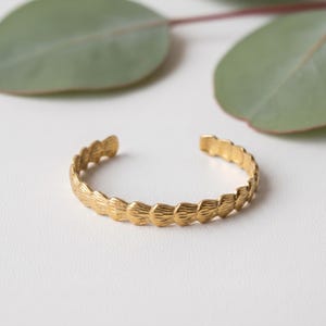 Bracelet réglable en or 18 carats texturé coquillage ouvert, cadeau de bijoux pour femme, plage