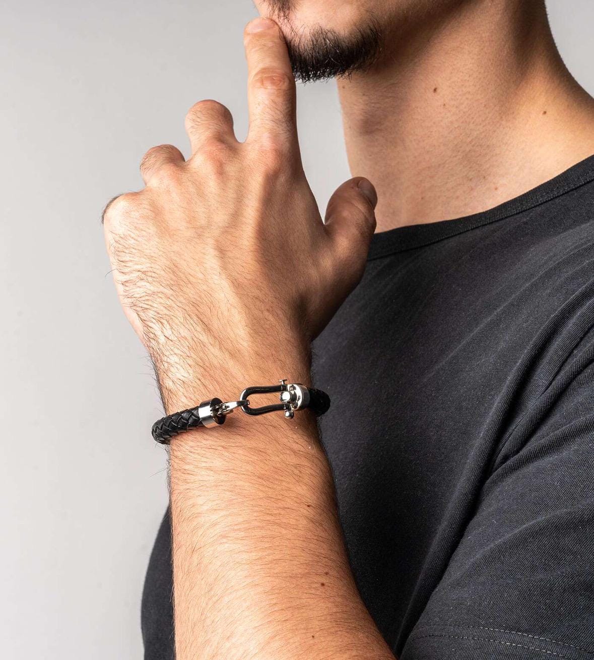 黒レザー編み込みブレスレット ゴールド金具 黒レザー編み込み