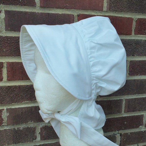 Girls White Pioneer Bonnet