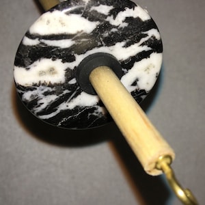 Zebra Stone pedra semipreciosa donut drop spindle 10,5&quot; peso do eixo 1,35 onças