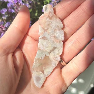 Green Flower Agate Feather ~ Stunning Flower Agate Feather Carving ~  Feather Carving ~ Flower Agate ~ Green Flower Agate ~ Crystal Decor