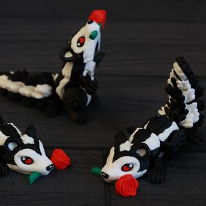 Lovestruck Skunk Fidgets