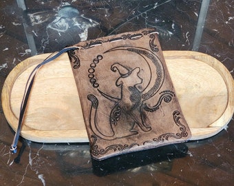 Leather CAT AND MOON Pouch / Bag --- Engraved Leather--- 5" x 7" Size --- medicine bag / tarot