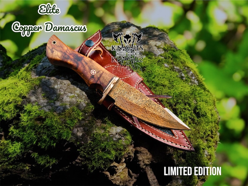 Cuchillo de caza de acero de Damasco de cobre hecho a mano: mango de palisandro, funda de cuero. imagen 10