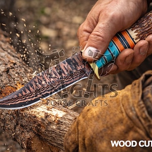 Cuchillo de caza de acero de Damasco de cobre hecho a mano: mango de palisandro, funda de cuero. imagen 9