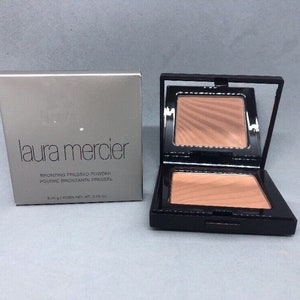 Laura Mercier Bronzing Pressed Powder ~ Matte Bronzer ~ .28 Oz. - 8.10 g BNIB