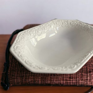 Pizzato Handmade Italian Serving Bowl - Octagonal Bowl - White Bowl