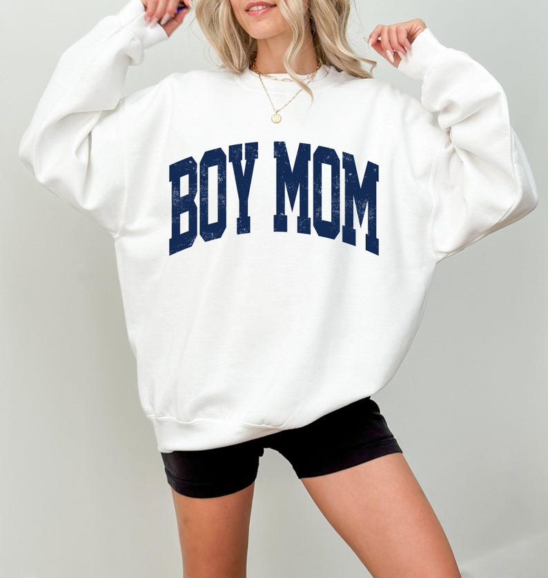 Sudadera para mamá de niño, estilo universitario retro, cuello redondo, regalo para mamá de niños, suéter unisex para mamá osa. imagen 5