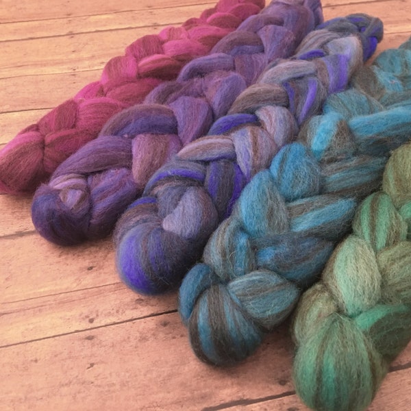 Handpainted Heathered BFL Roving Bundle - 5 oz. CARNIVAL - Spinning Fiber