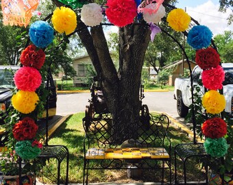 Mexican Fiesta Paper Flower Pom Poms: Wedding Backdrop Decor (Set of 20)